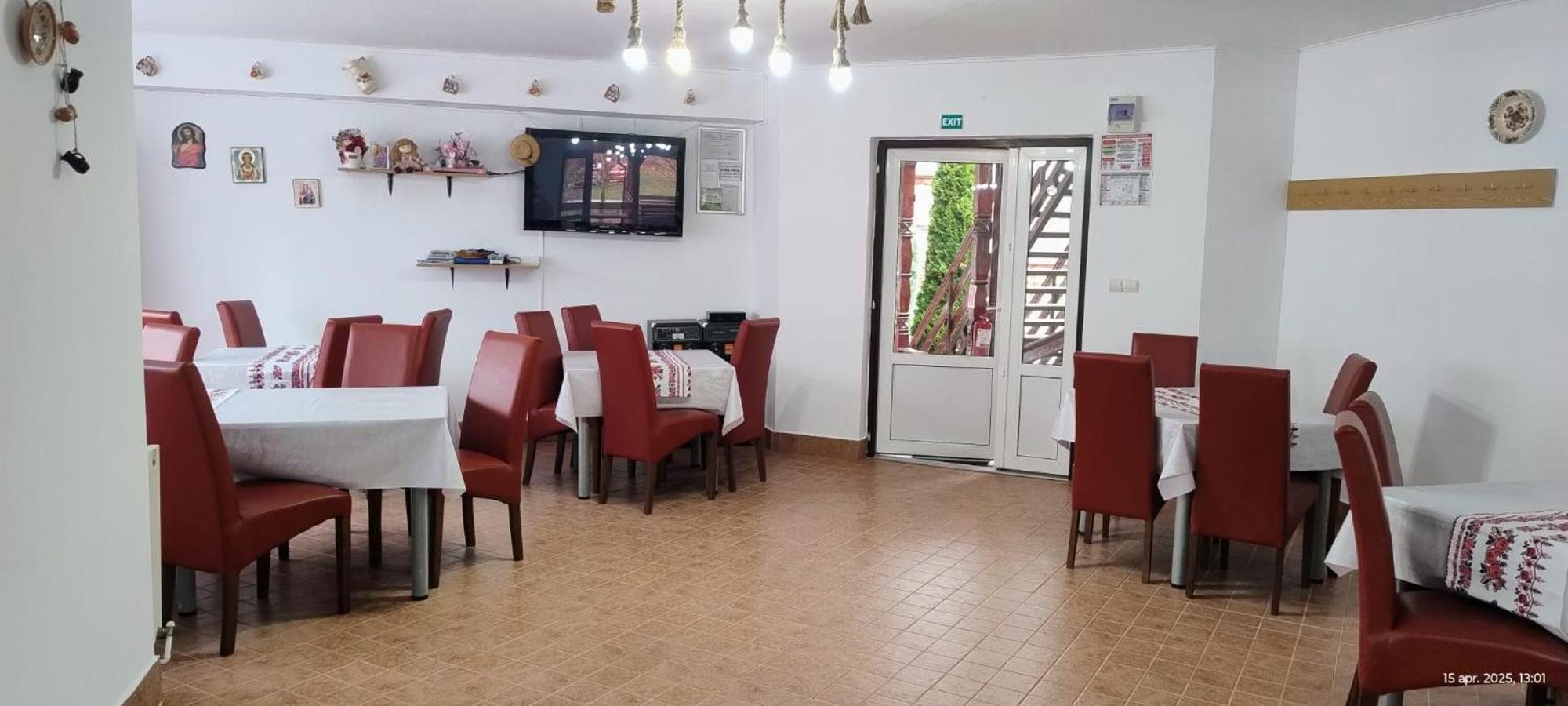 Săpînţa Cris & Mona酒店 外观 照片