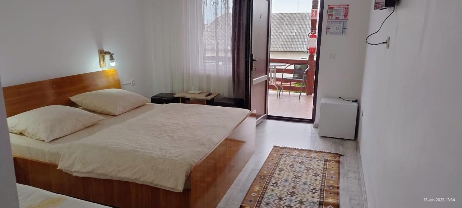 Săpînţa Cris & Mona酒店 外观 照片